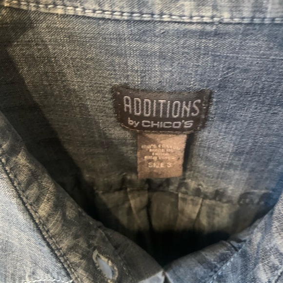 Chico’s blue jean blouse/ tunic, 30 length - Picture 3 of 3